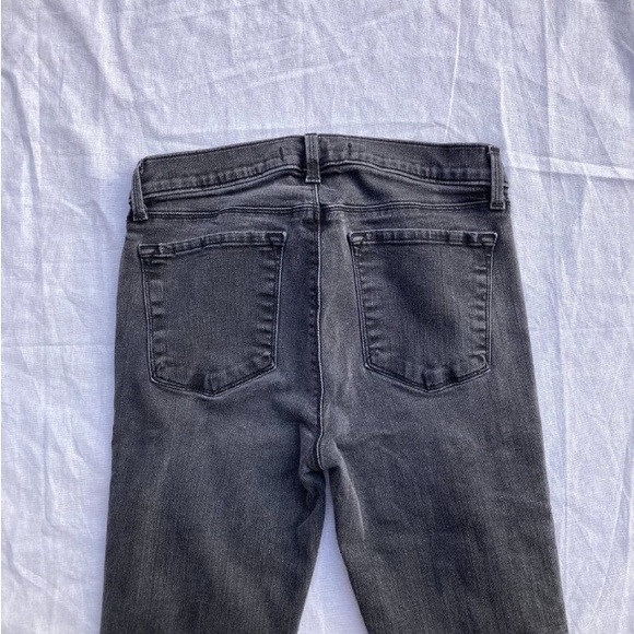 J BRAND 8072 Liberty Graphite Pleated Side Mid Rise Skinny Crop Jeans - Picture 7 of 7